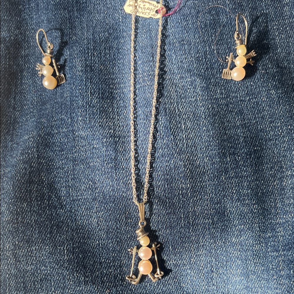 Snowman necklace and earrings